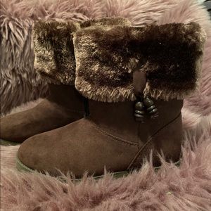 Faux fur kids boots